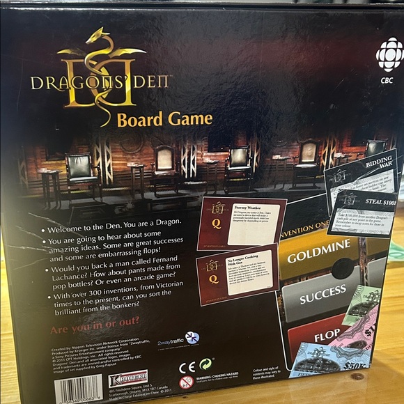 Dragons' Den Strategy Board Game - Black and Gold - Picture 5 of 8